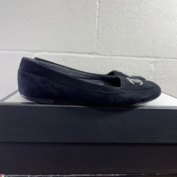 Chanel CC Metal Chain Logo Black Suede Ballet Flats Slip On Women's 40 EU/10 US - Picture 1 of 11